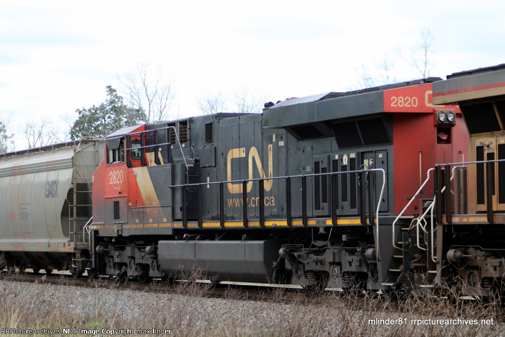 CN 2820